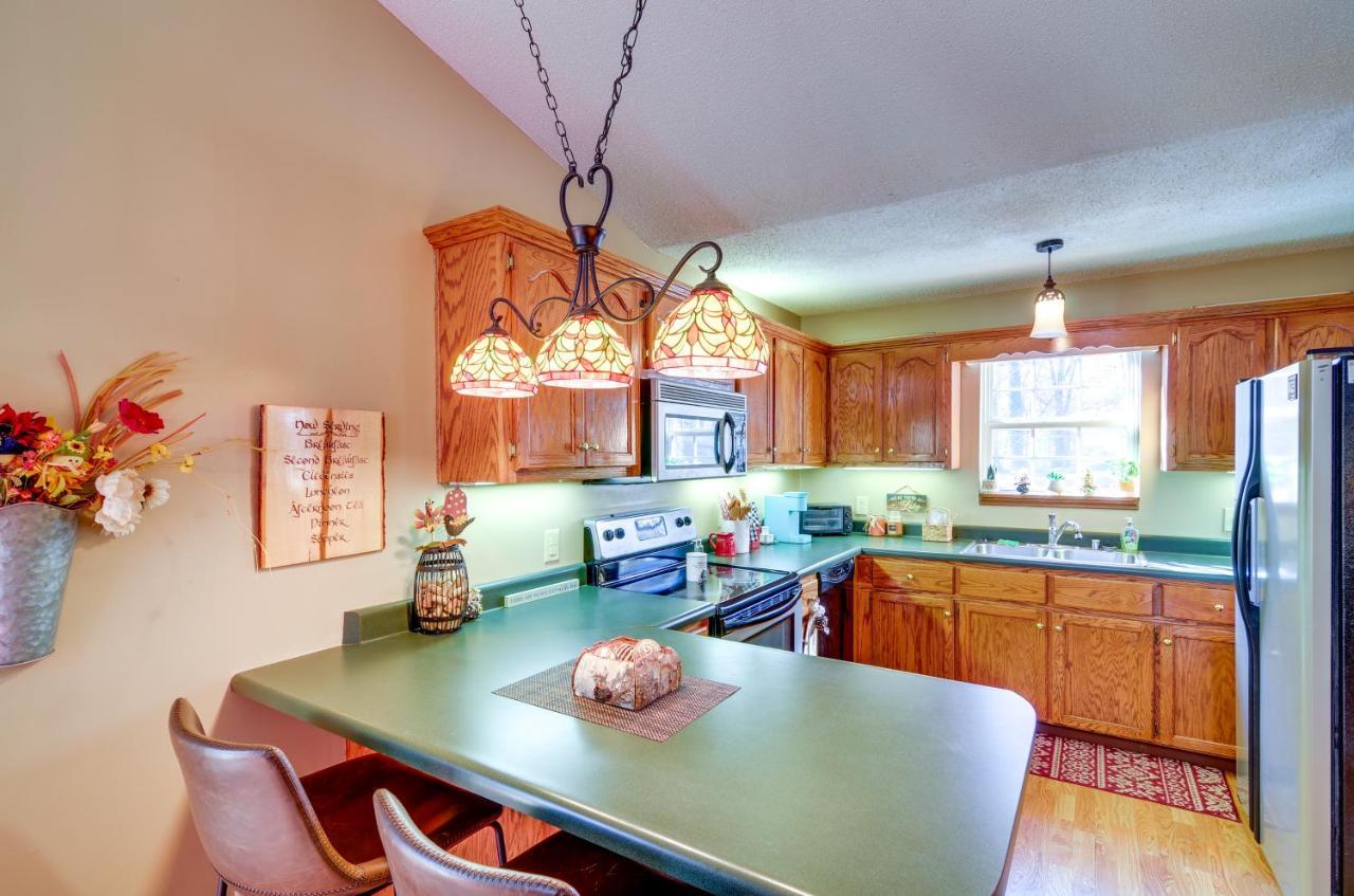 Burnside Resort Cabin With Hot Tub And Outdoor Spots! エクステリア 写真